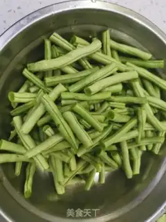 Make Four seasons of bean meat step 0