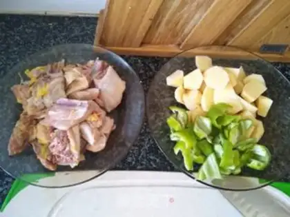 Make A simple yellow chicken step 0