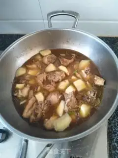 Make A simple yellow chicken step 4