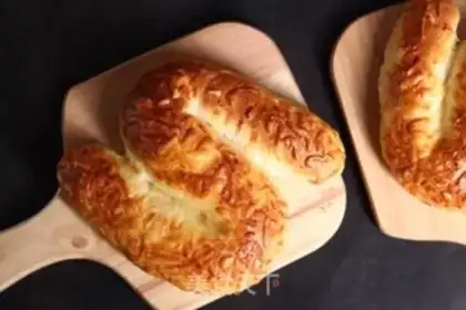 Make Cheese buns step 12