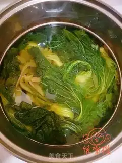 Make A sauerkraut stew step 2
