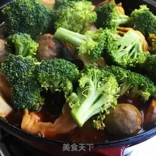 Make Beefballs, spicy pot step 9
