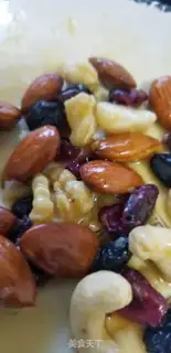 Make Hawaiian chocolate chip step 1