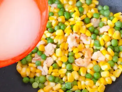 Make Corn pea shrimp step 6