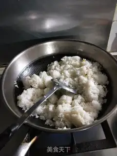 Make Weenie egg fried rice step 8