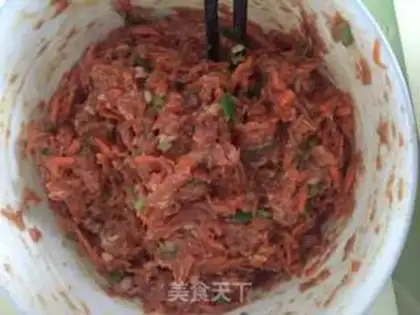 Make Carrot meat buns step 4
