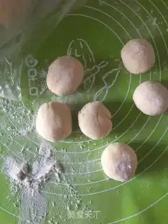 Make Carrot meat buns step 5