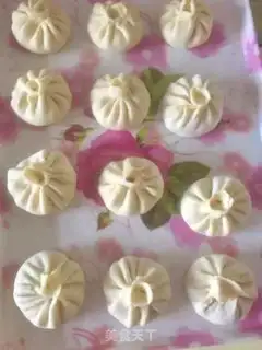 Make Carrot meat buns step 6