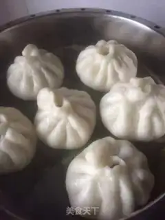 Make Carrot meat buns step 8