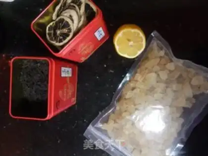 Make Old Hong Kong lemon tea - no honey version step 0