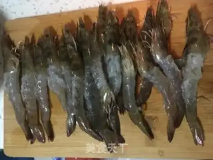 Make Garlic fan shrimp step 1