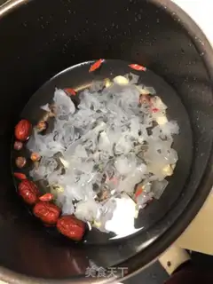 Make Silver-tree soup step 1
