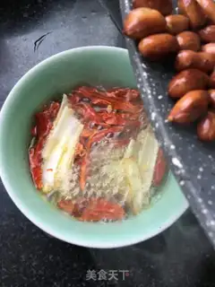 Make Homemade pepper oil step 5