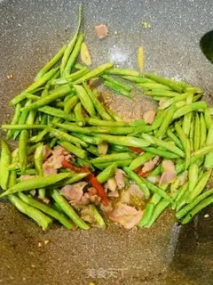 Make Bacon fried beans step 3