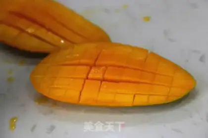 Make Mango lasagna cake step 0