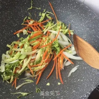 Make Donkey fried noodles step 3