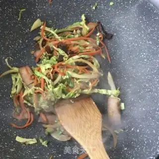 Make Donkey fried noodles step 5