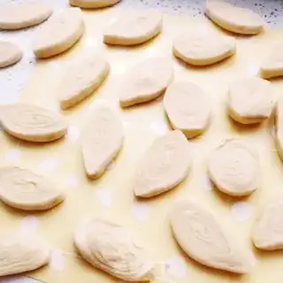 Make Eggskin step 18