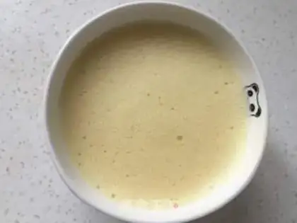 Make Silver fish steamed eggs step 2