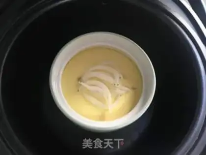 Make Silver fish steamed eggs step 8
