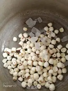 Make Lotus soup step 2