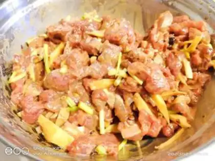 Make Onion beef step 0