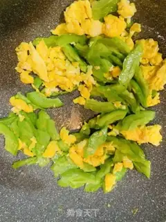 Make Bitter eggs step 4