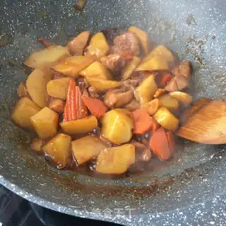 Make Potato burn rabbit legs step 21