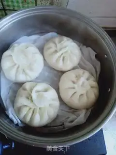 Make A cranberry bun step 6