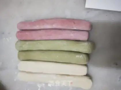 Make Colored buns step 2