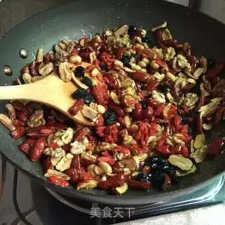 Make Nutrient sesame cake step 3
