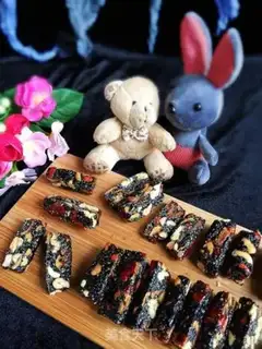 Make Nutrient sesame cake step 9