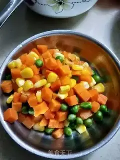 Make Weenie egg fried rice step 5
