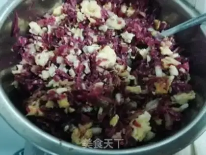 Make A radish egg pie step 8