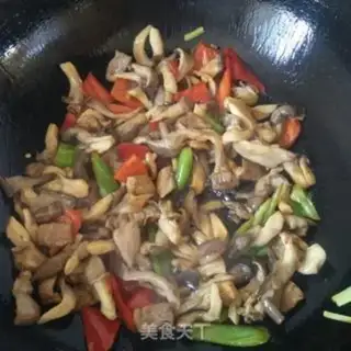Make Twin pepper fried mushrooms step 6