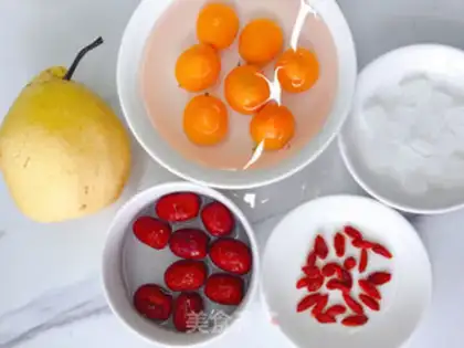 Make Iced sugar, gold and orange Sydney soup step 1