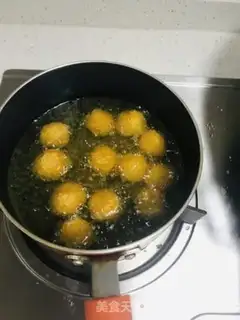 Make Golden Potato Ball step 7