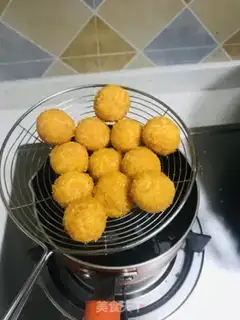 Make Golden Potato Ball step 8