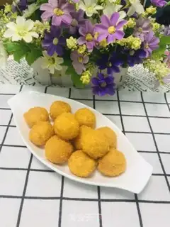 Make Golden Potato Ball step 9