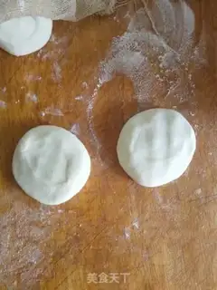 Make An egg box of celery step 8