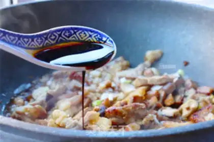 Make Taiwan halogen rice step 5