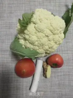 Make Tomato fried flowers step 0