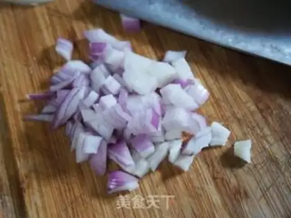 Make Black pepper beef shrimp pizza step 1
