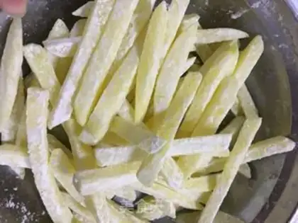 Make Homemade gold fries step 0