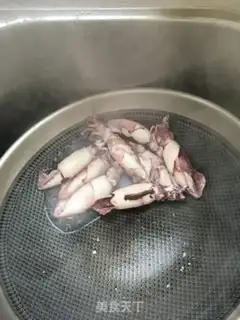 Make The white clarinet step 7