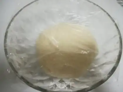 Make Homemade hand grab cake step 1
