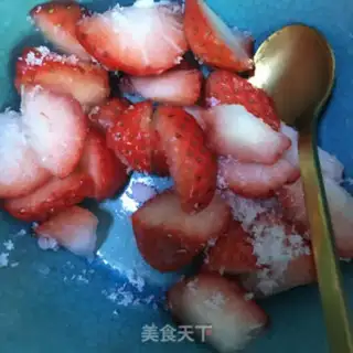 Make Strawberry toast step 8