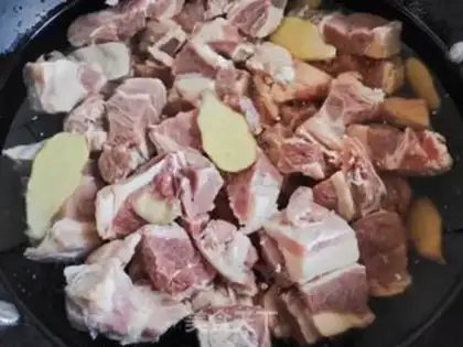 Make Beef dumplings step 1