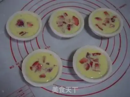 Make Butterless strawberries and eggs step 3