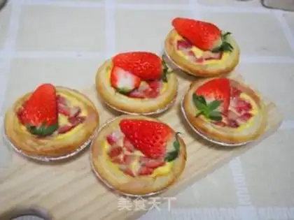 Make Butterless strawberries and eggs step 5